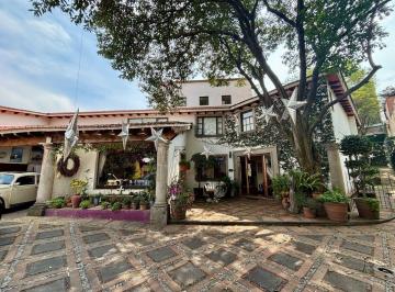 3365d696a18355346a21a5ff1f35688067991b4a2f3fba56367e2343887f0054 · Magnífica Casa en Venta en Calle Cerrada en Las Águilas