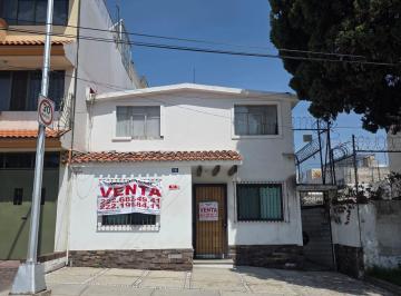 Edificio · 395m² · Chietla, La Paz, Inmueble con 7 Departamentos