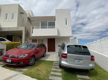 3a11382d5c7d78336ff396be5d09f033d9108482f14aadeb3bab6006449af833 · Casa en Venta en Zibatá, Querétaro