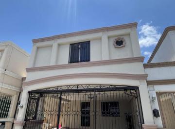 Casa de 3 habitaciones, San Nicolás de los Garza · Casa en Renta Cerradas del Roble San Nicolás de Los Garza