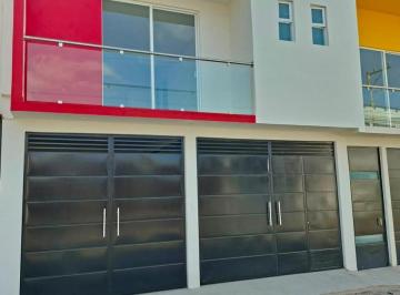 Foto 1 · Casa en Venta Capultitlán Toluca 4 Recámaras con Baño y Roof Garden