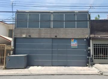 Foto 1 · Local Comercial en Renta Cumbres 1er Sector