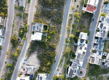 Terreno / Lote , Santa Catarina · Terreno en Venta en Las Fincas, Valle Poniente, Santa Catarina