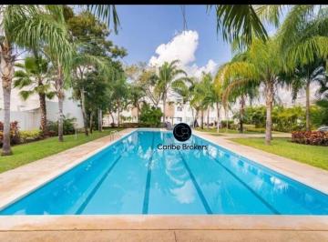 Casa · 3 Recámaras · 2 Estacionamientos · Casa en Cancún Centro