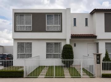 Foto 1 · Casa en Venta en Galaxia Lerma con Patio y 2 Recámaras