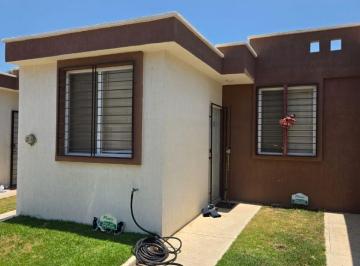 Casa en condominio de 2 habitaciones, Puerto Vallarta · Casa en Venta de 1 Nivel en Ixtapa Puerto Vallarta, Jalisco. 2 Albercas, Canchas, Juegos Infantiles.