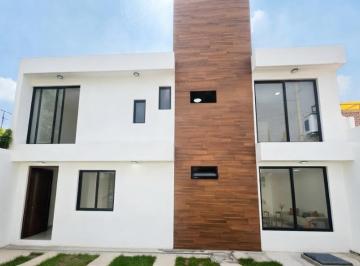 Casa · 276m² · 5 Recámaras · 3 Estacionamientos · Casa en Venta Jardines de San Mateo - (4)