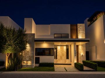 Casa en condominio de 2 habitaciones, Jesús María · Renta de Casa en Residencial Tierra Verde