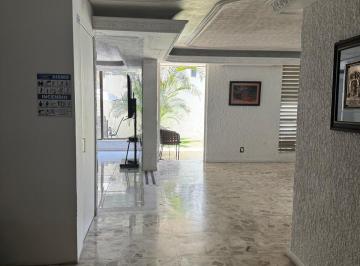 Casa uso de suelo de 4 habitaciones, Zapopan · Jardines de Guadalupe, Casa con Uso de Suelo.