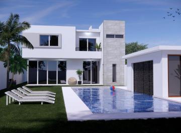 Casa de 4 habitaciones, Yautepec · Casa de 550 m² con 4 Recámaras en Venta en Oaxtepec