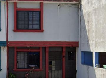 Casa de 3 habitaciones, Poza Rica de Hidalgo · Venta de Casa en Fraccionamiento Loos Laureles Poza Rica Veracruz