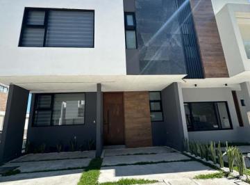 Casa · 128m² · 4 Recámaras · 3 Estacionamientos · Casa en Venta Al Sur de Pachuca