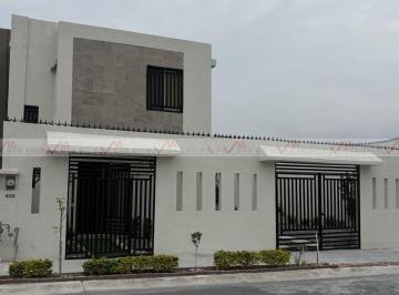 Casa · 109m² · 3 Recámaras · 1 Estacionamiento · Casa en Renta en Santa María