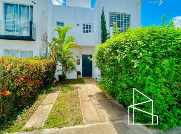 Casa de 2 habitaciones, Benito Juárez · Casa en Venta, en Villas del Arte