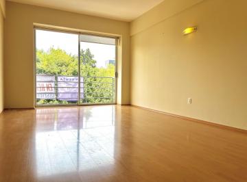 Departamento · 103m² · 2 Recámaras · 2 Estacionamientos · Renta de Departamento en La Roma Junto a Parque España