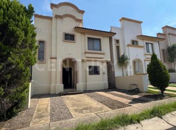 Casa en condominio · 116m² · 3 Recámaras · 2 Estacionamientos · Casa en Venta, Villa California, Tlajomulco de Zuñiga, jal