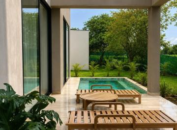 Casa de 3 habitaciones, Mérida · Renta Casa Amueblada con Vista Al Campo de Golf, Yucatán Country Club.