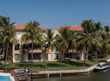 Departamento de 3 habitaciones, Cancún · Deparatamento de Lujo en Isla Dorada en Renta | 3 Recámaras | 207 m²