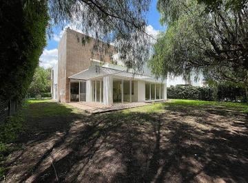 Casa de 4 habitaciones, Querétaro · Casa en Renta - Jurica - Queretaro - C2008