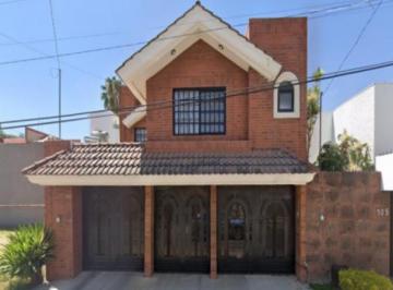 Casa de 3 habitaciones, León · Venta de Casa en Valle del Campestre, León.