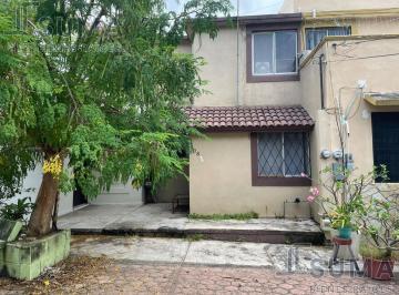 Casa · 55m² · 3 Recámaras · 1 Estacionamiento · Casa en México