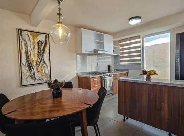 Casa · 87m² · 3 Recámaras · 2 Estacionamientos · Casa en Imperio Real (Toluca - Temoaya)