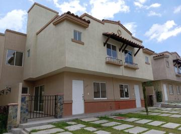 Casa de 3 habitaciones, Pachuca · Hermosa Casa en Real Madeira, Hidalgo