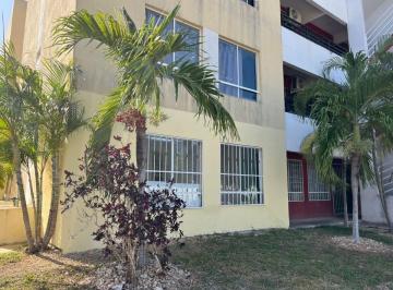 Departamento de 2 habitaciones, Solidaridad · Departamento en Venta - 2 Recámaras Misión Las Flores, Playa del Carmen