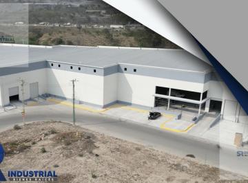 Nave industrial · 3535m² · 6 Estacionamientos · Nave Industrial en Renta Santa Catarina