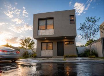 Casa de 3 habitaciones, El Marqués · Casa en Venta en El Mirador, 3 Recámaras, Hermosas Amenidades!