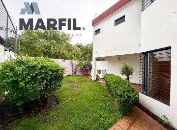 16ff25862554c5b179fd8ce69e8168aae0719004ce823a933ae625051850ff09 · Casa Céntrica en Venta Cerca del Tecnológico de Colima Amplio Jardín