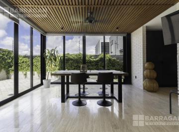 Casa · 297m² · 3 Recámaras · 2 Estacionamientos · Casa en Venta en Lomas del Campanario Norte, Condominio San Felipe