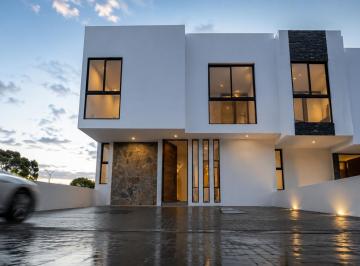 Casa de 3 habitaciones, Querétaro · Casa en Venta en Preserve Juriquilla, 3 Recámaras, Estudio en Pb, 3.5 Baño, Roof