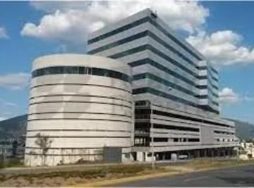 1 · Oficina en Renta Av Fundadores (Valle Oriente)