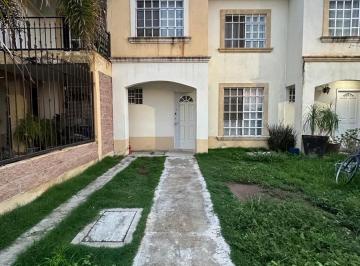 Casa · 108m² · 3 Recámaras · 1 Estacionamiento · Casa en Venta en Fracc. Santa Barbara