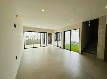 Casa · 225m² · 3 Recámaras · 2 Estacionamientos · Casa con 3 Recámaras en Venta Fracc. Punto Lomas, Riviera Veracruzana