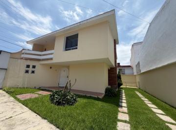 Casa en condominio · 252m² · 3 Recámaras · 2 Estacionamientos · Fraccionamiento San Jorge, Toluca