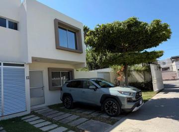 Casa de 3 habitaciones, Puerto Vallarta · Casa en Venta en Puerto Vallarta, La Moras en Privada Los Olivos, ¡Gran Oferta!