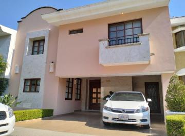 Casa en condominio de 4 habitaciones, Zapopan · Casa en Renta en Coto Mallorca | Parque de La Castellana | Av Naciones Unidas | 4 Recámaras