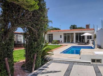 Casa de 2 habitaciones, Atlixco · Casa en Venta un Piso con Alberca y Amplio Jardín en Tenextepec, Atlixco