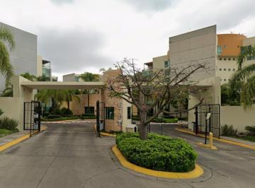 Departamento · 3 Recámaras · 2 Estacionamientos · Departamento en Renta en Bugambilias
