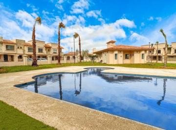 b90123c2b06adb24136320cefaedc7af76d85c6c4e481e3a9d20a6ac263e1ed5 · Casa Roble en Venta en Bosques California