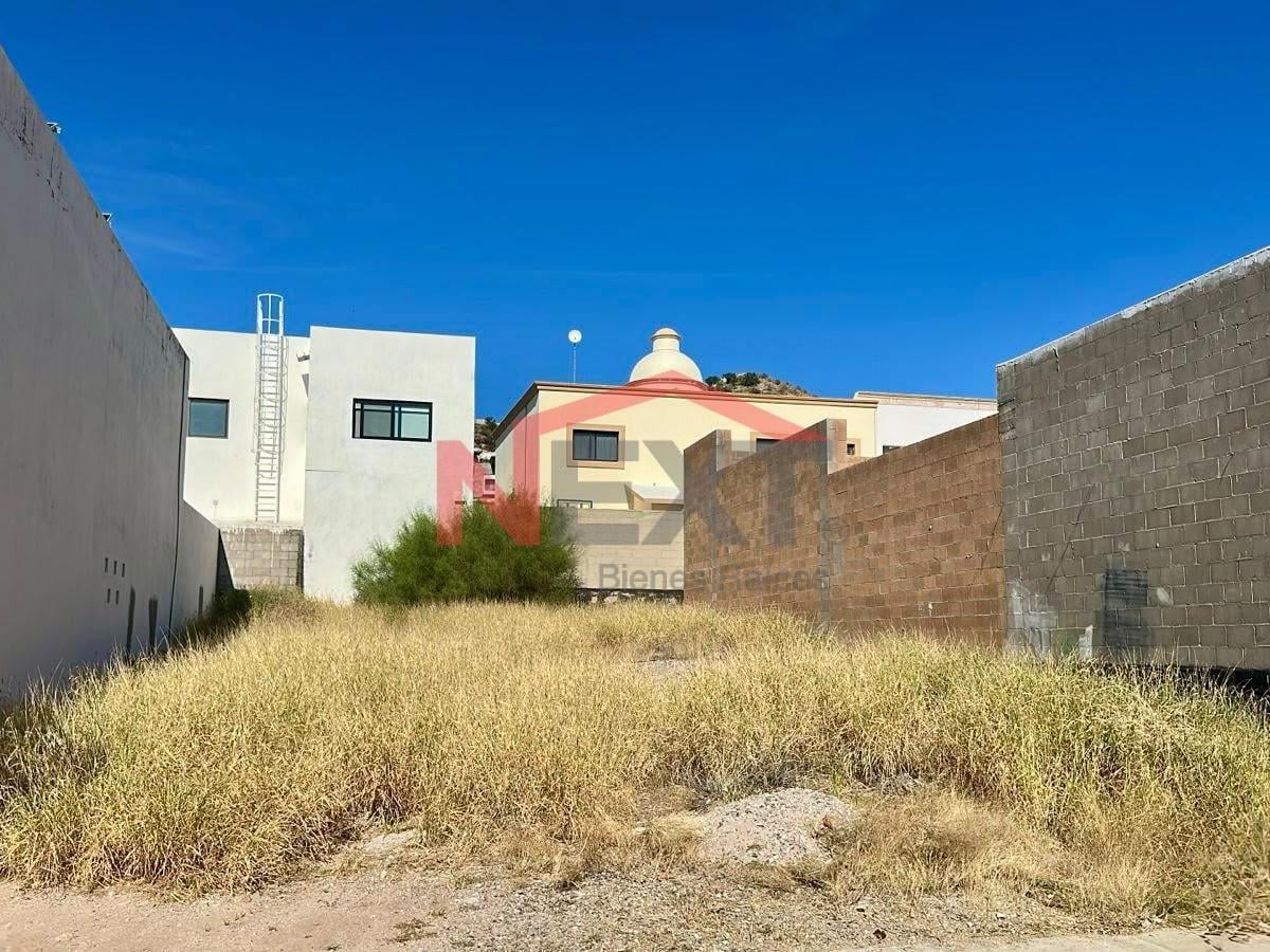 Land for Sale in Santa Lucia Residencial