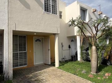 Casa en condominio · 82m² · 2 Recámaras · 2 Estacionamientos - Salvador Jimenez · Casa en Renta en Loreto, Excelente Coto Privado.