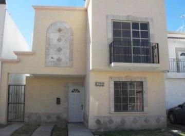 Casa de 2 habitaciones, Ramos Arizpe · Se Renta Casa,2 Rec, Zona Norte, en Fracc Quinta Manantiales, Ramos Arizpe