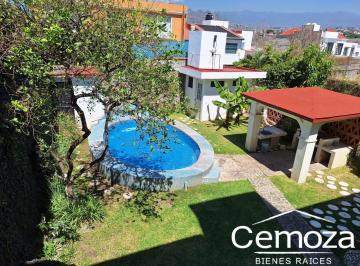Casa · 294m² · 6 Recámaras · Casa en Venta en Pedregal de Oaxtepec
