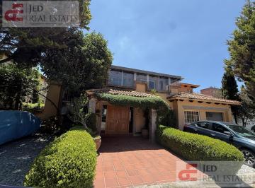 Casa en condominio · 402m² · 4 Recámaras · 4 Estacionamientos · Casa en Condominio en Los Robles