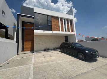 Casa en condominio en Venta de 4 habitaciones Lomas de Juriquilla · Casa de Autor, Excelentes Acabados