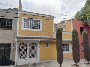 Casa de 3 habitaciones, Azcapotzalco · Venta de Casa en La Colonia San Alvaro, Azcapotzalco, Cdmx
