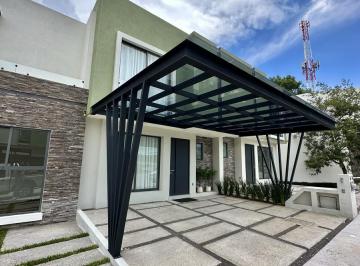 Casa · 130m² · 3 Recámaras · 3 Estacionamientos · Casa Cipres - Bonterra